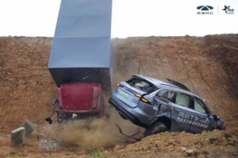 風云T9今晚上市 直男造車學不會小米SU7營銷精髓