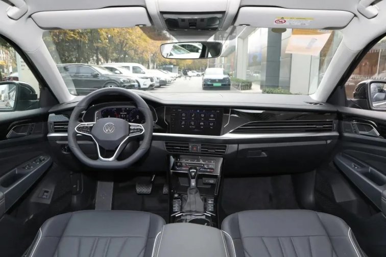 不僅有強動力,更有質價比,帕薩特掀起B級轎車“購車潮”