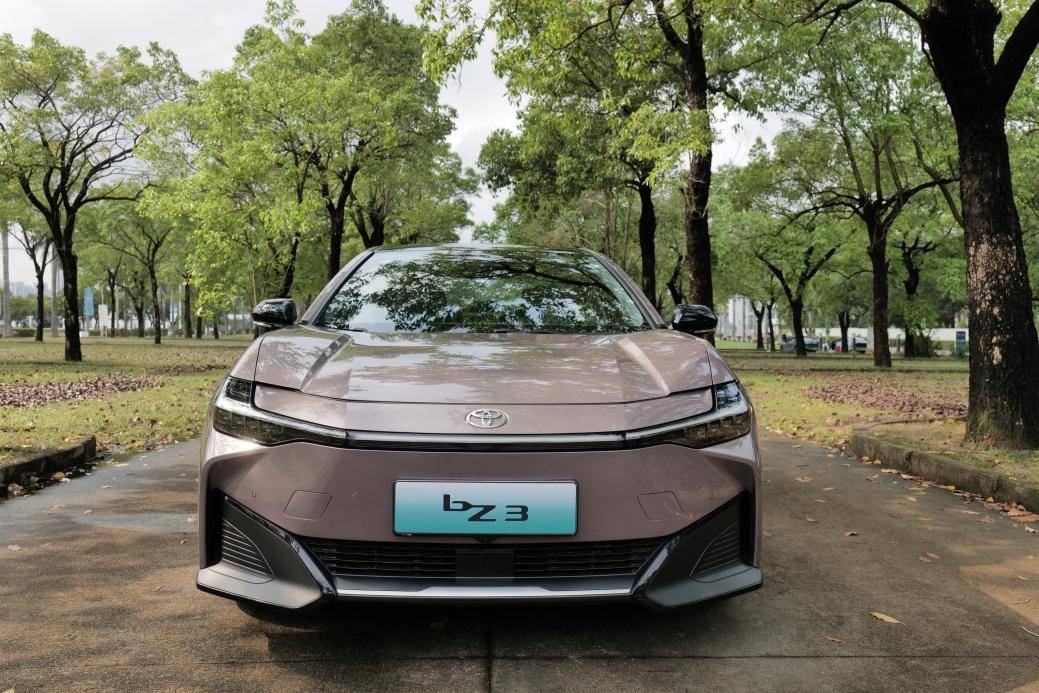 4月主流新能源中大型轎車排名揭曉:bZ3混血逆襲,新黑馬呼之欲出