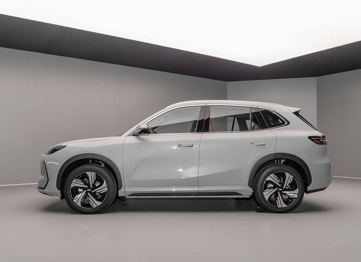 預計下半年上市,吉利銀河E5最新信息曝光,提供兩種續航可選