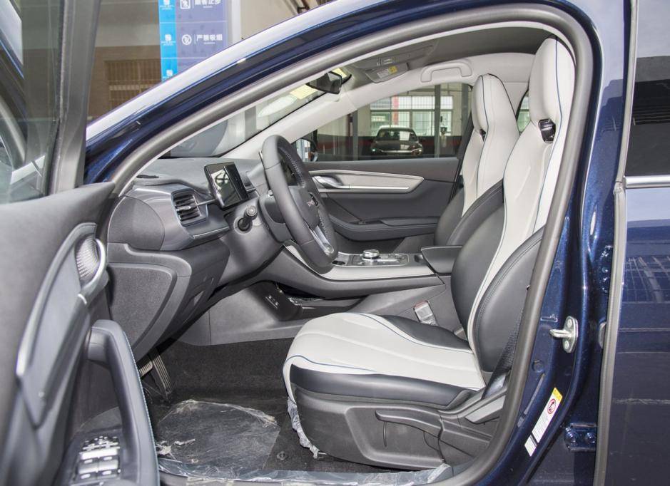 作為秦PLUS DM-i的同胞車型,為何驅逐艦05銷量沒那么高?