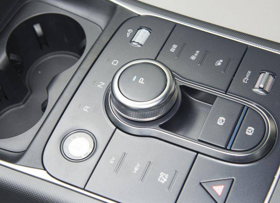 作為秦PLUS DM-i的同胞車型,為何驅逐艦05銷量沒那么高?