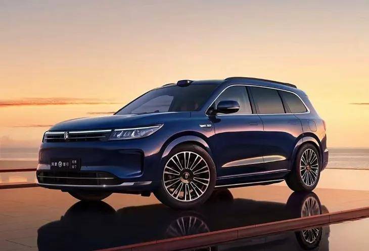 問界M7再煥新,能打贏理想L系列嗎?