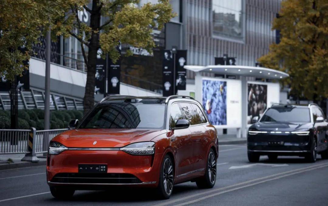 問界M7再煥新,能打贏理想L系列嗎?