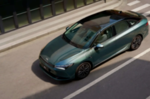 AI天璣系統發布、自駕大模型上車!小鵬AI科技的“含金量”有多高