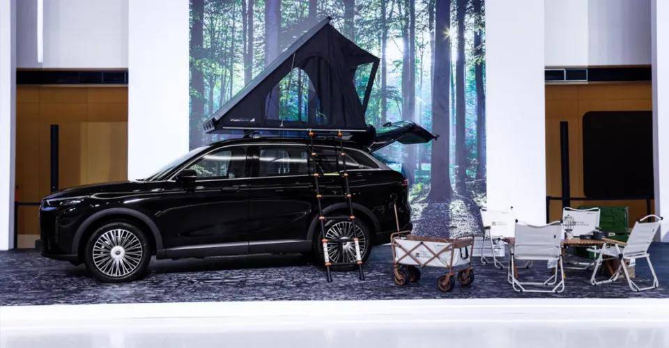 不斷向上的“新豪華” 風云T9全球上市