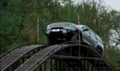 不到10萬的方盒子 混動油耗低 還有電四驅(qū) BJ30上市導(dǎo)購