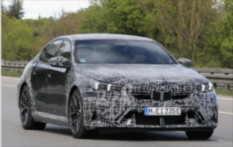 全新BMW M5諜照曝光,搭V8發(fā)動(dòng)機(jī)