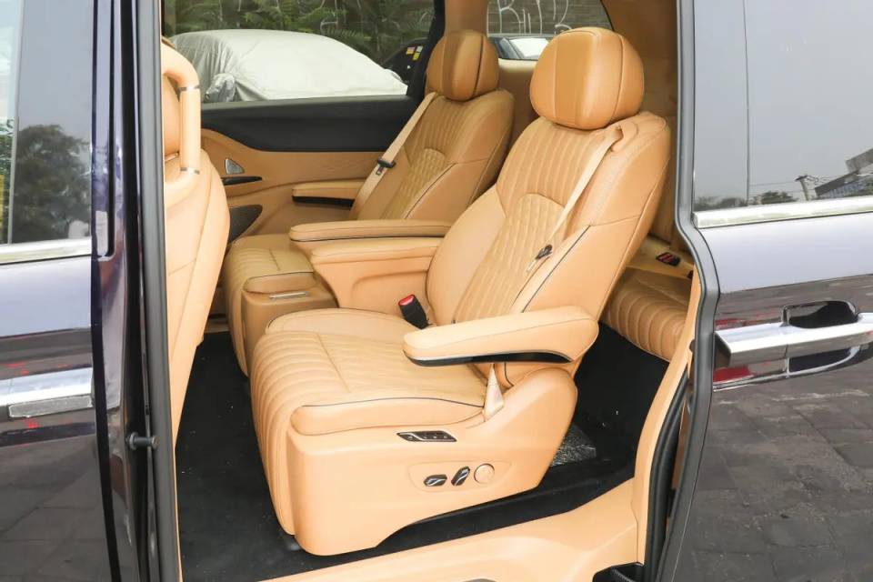 GL8迎來PHEV版,配置實力能和新嵐圖夢想家PK嗎? 圖片