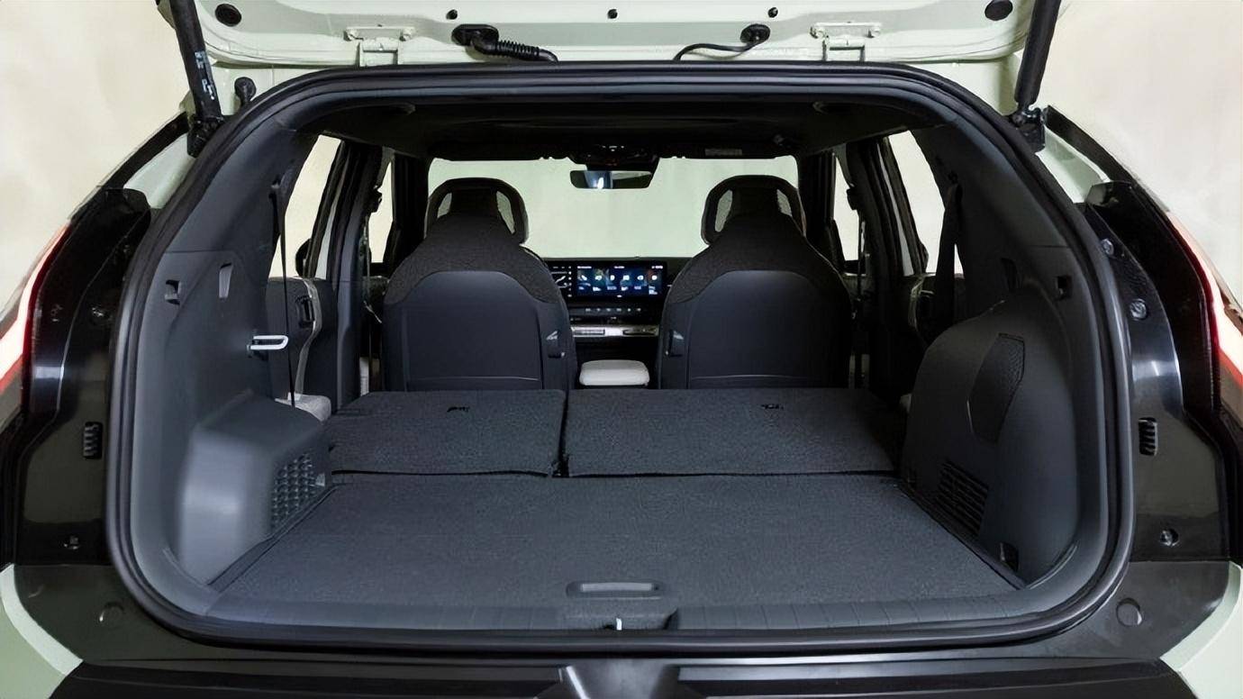 600km續航?定價會是多少?起亞EV3官圖發布!