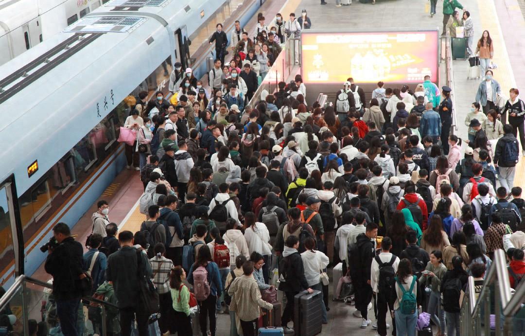 端午國內游出游人次同比翻番,暑期文旅預訂單量已同比增長63%