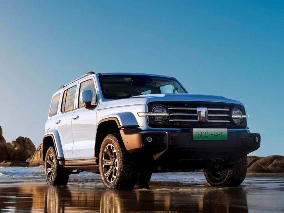 燃油硬派的時(shí)代落幕 新能源為什么會(huì)成為越野車新的救贖?