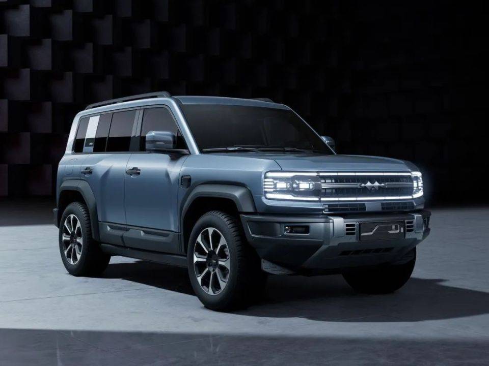 燃油硬派的時(shí)代落幕 新能源為什么會(huì)成為越野車新的救贖?