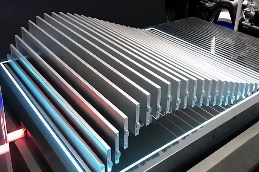 比亞迪二代刀片電池要來了,純電續航1000公里,會成為標配?