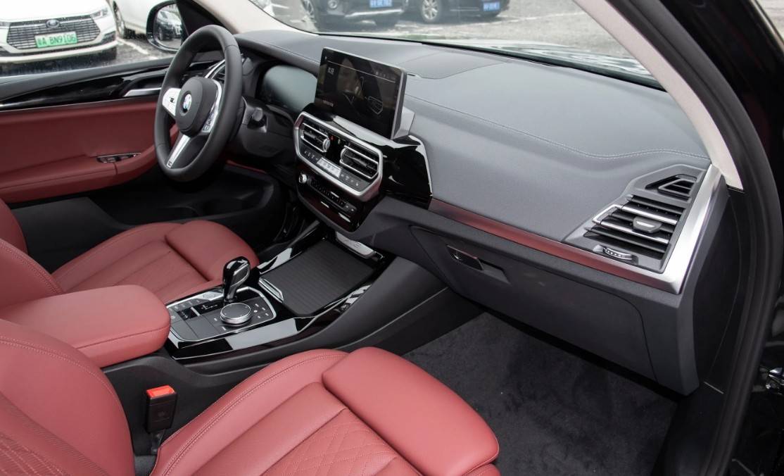 原價近40萬起步的寶馬X3,現已低至27萬多?難怪買的人越來越多