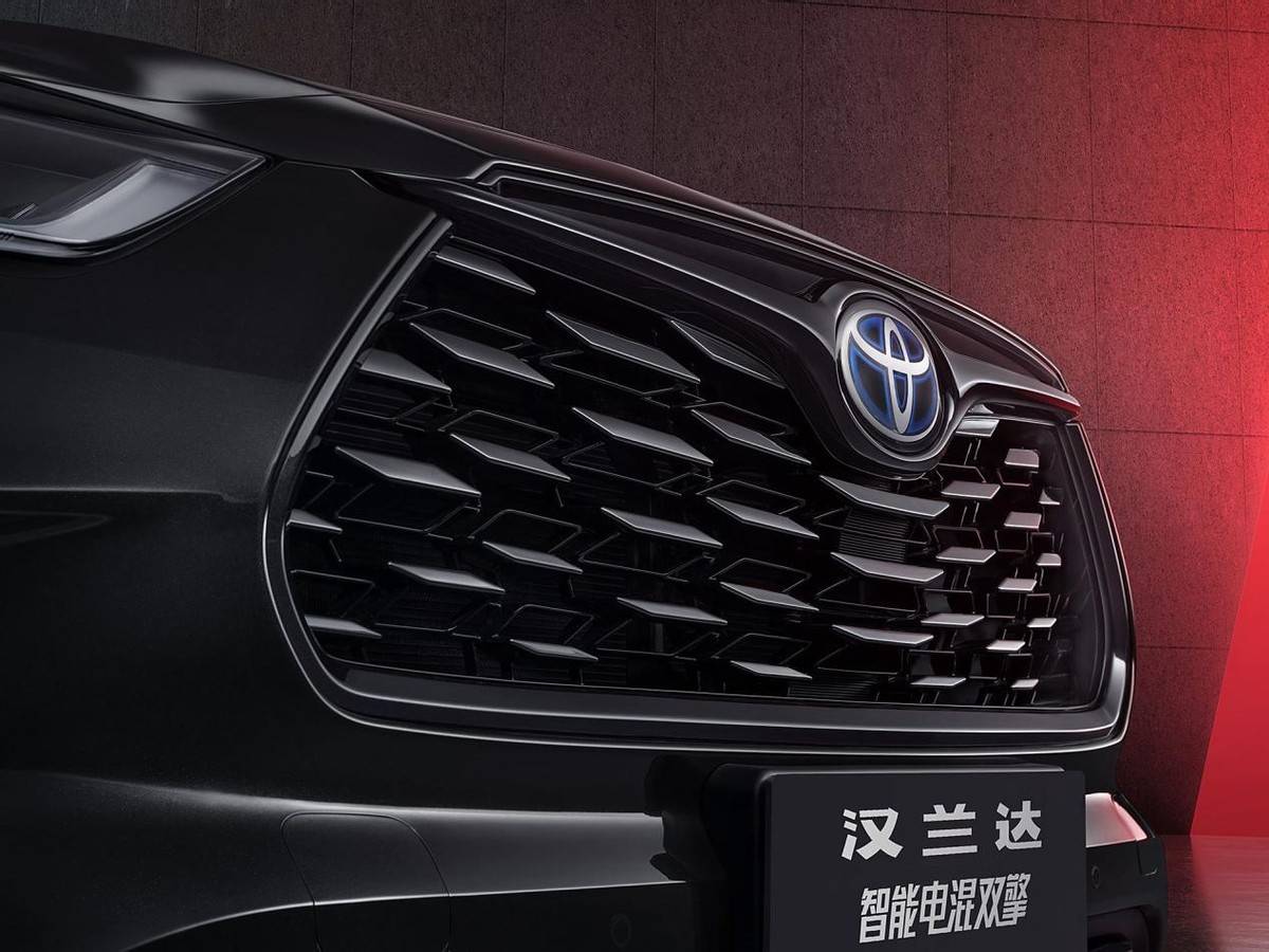 新款豐田漢蘭達將上市,現款目前優惠5萬起,買現款還是等新款?