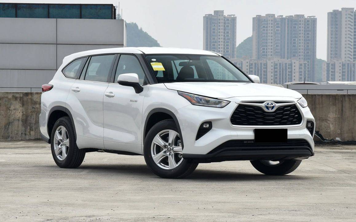 新款豐田漢蘭達將上市,現款目前優惠5萬起,買現款還是等新款?