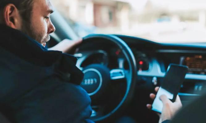 今月開始有車一族可丟導航啦,再一實用“技術”出來,作用真大