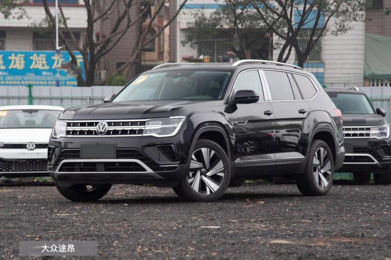 預算32萬左右落地,大眾途昂和豐田漢蘭達,究竟選誰更合適?