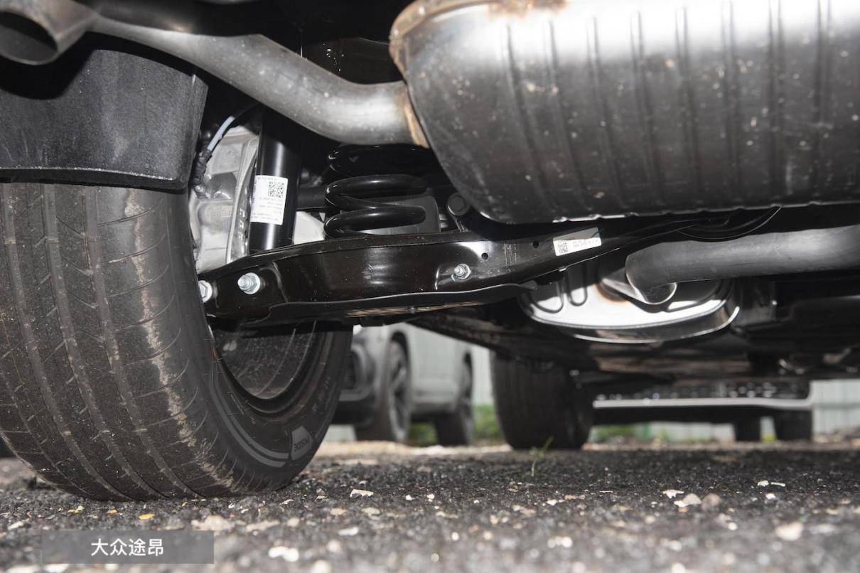 預算32萬左右落地,大眾途昂和豐田漢蘭達,究竟選誰更合適?