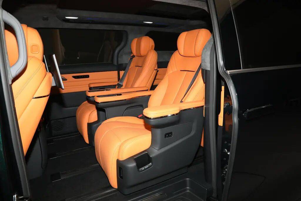 吉利高端MPV即將登場,軸距近3米2,三排還帶航空座椅,LEVC L380