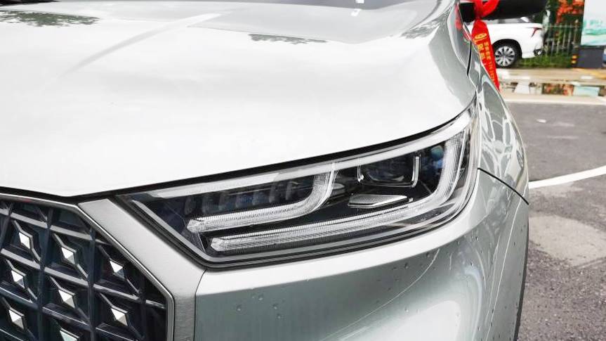 家用SUV實(shí)力擔(dān)當(dāng) 探店瑞虎8 PLUS冠軍版