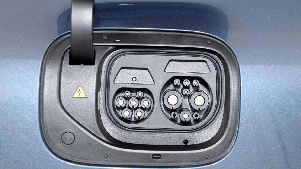 小米SU7引入寧德時代,用戶開盲盒,弗迪充電會快5分鐘?