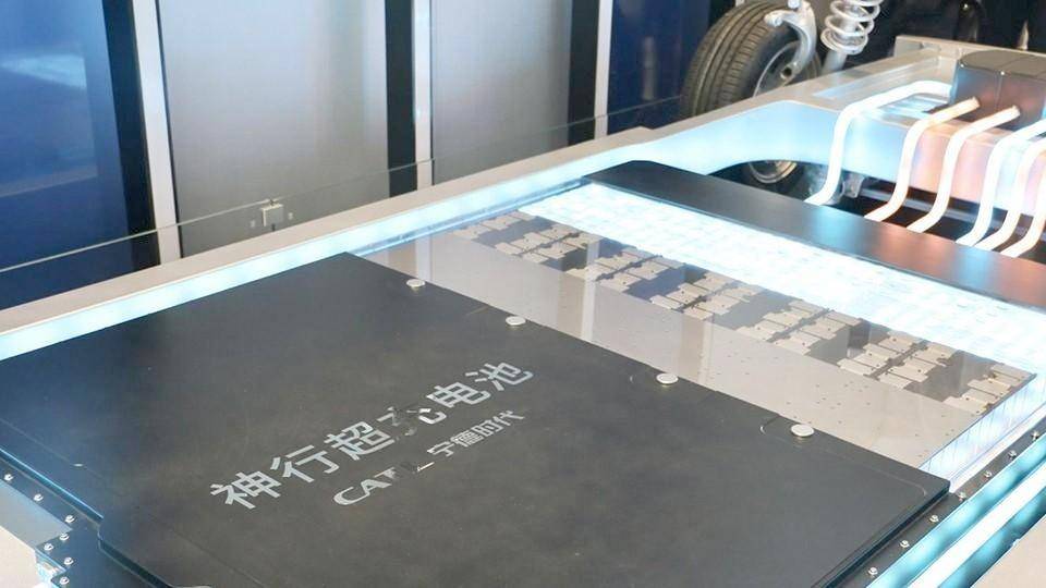 小米SU7引入寧德時代,用戶開盲盒,弗迪充電會快5分鐘?