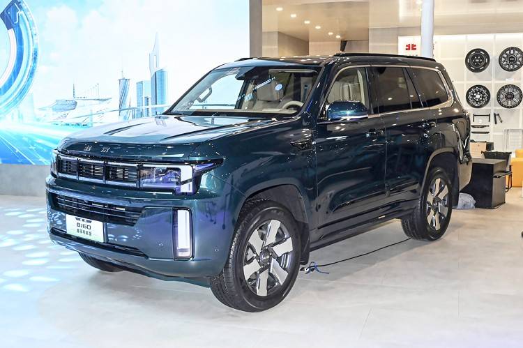 增程混動+硬派越野是高科技還是瞎胡鬧?新款北京BJ60給出了答案