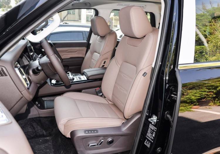 增程混動+硬派越野是高科技還是瞎胡鬧?新款北京BJ60給出了答案