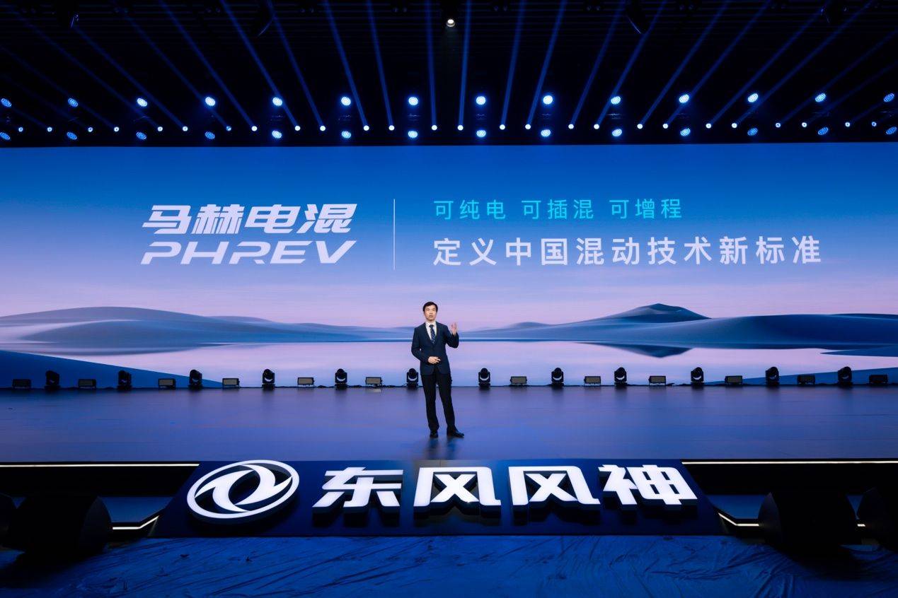 這款實測綜合續航2000km+混動SUV直接殺入12萬區間