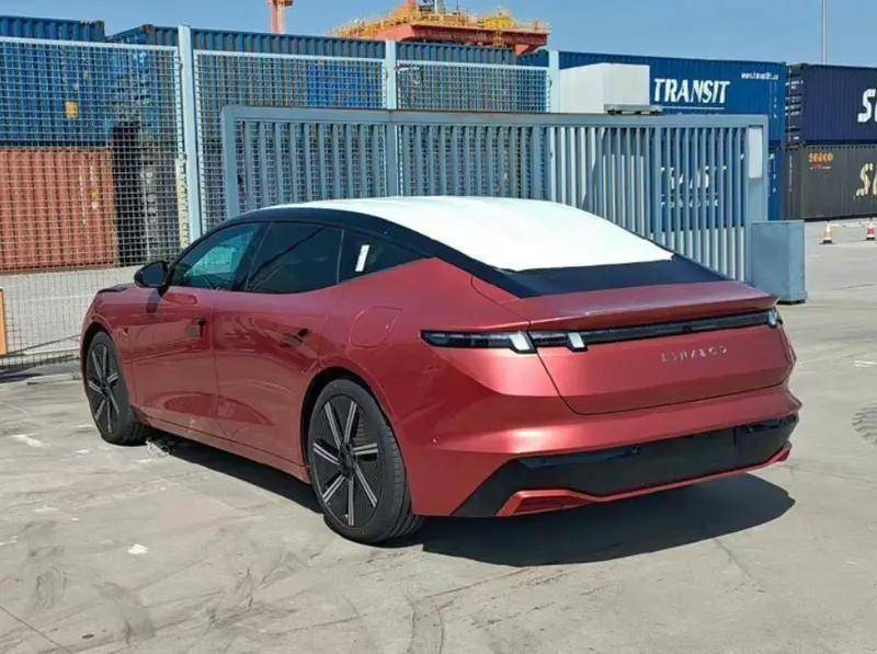 “爆料”領克ZERO內飾諜照!800V+城市NOA,下半年登場