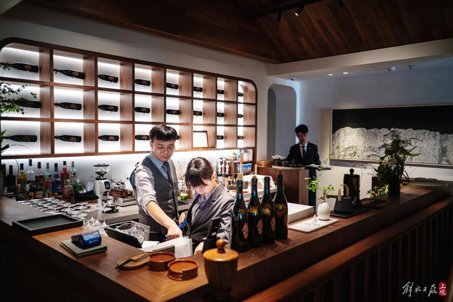 衡山路新添一景,賞花,用餐,咖啡,購物……法式小花園打開方式多