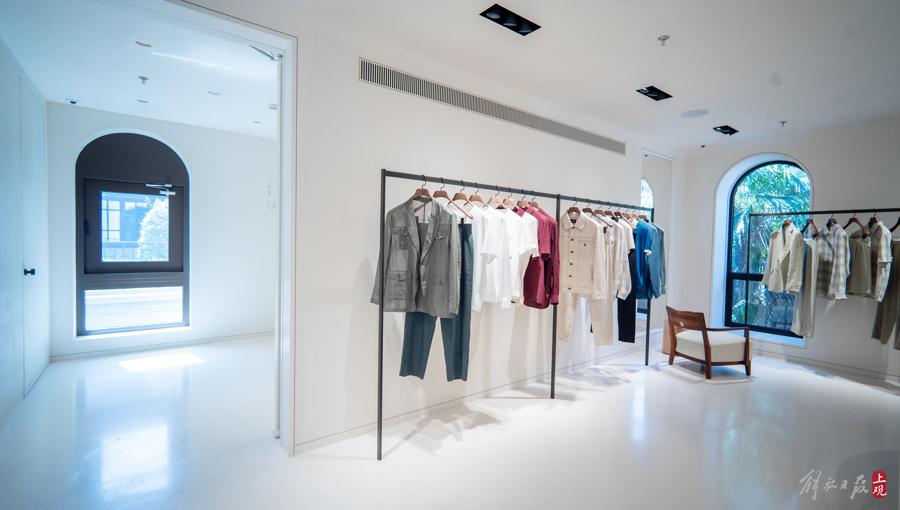 衡山路新添一景,賞花,用餐,咖啡,購物……法式小花園打開方式多