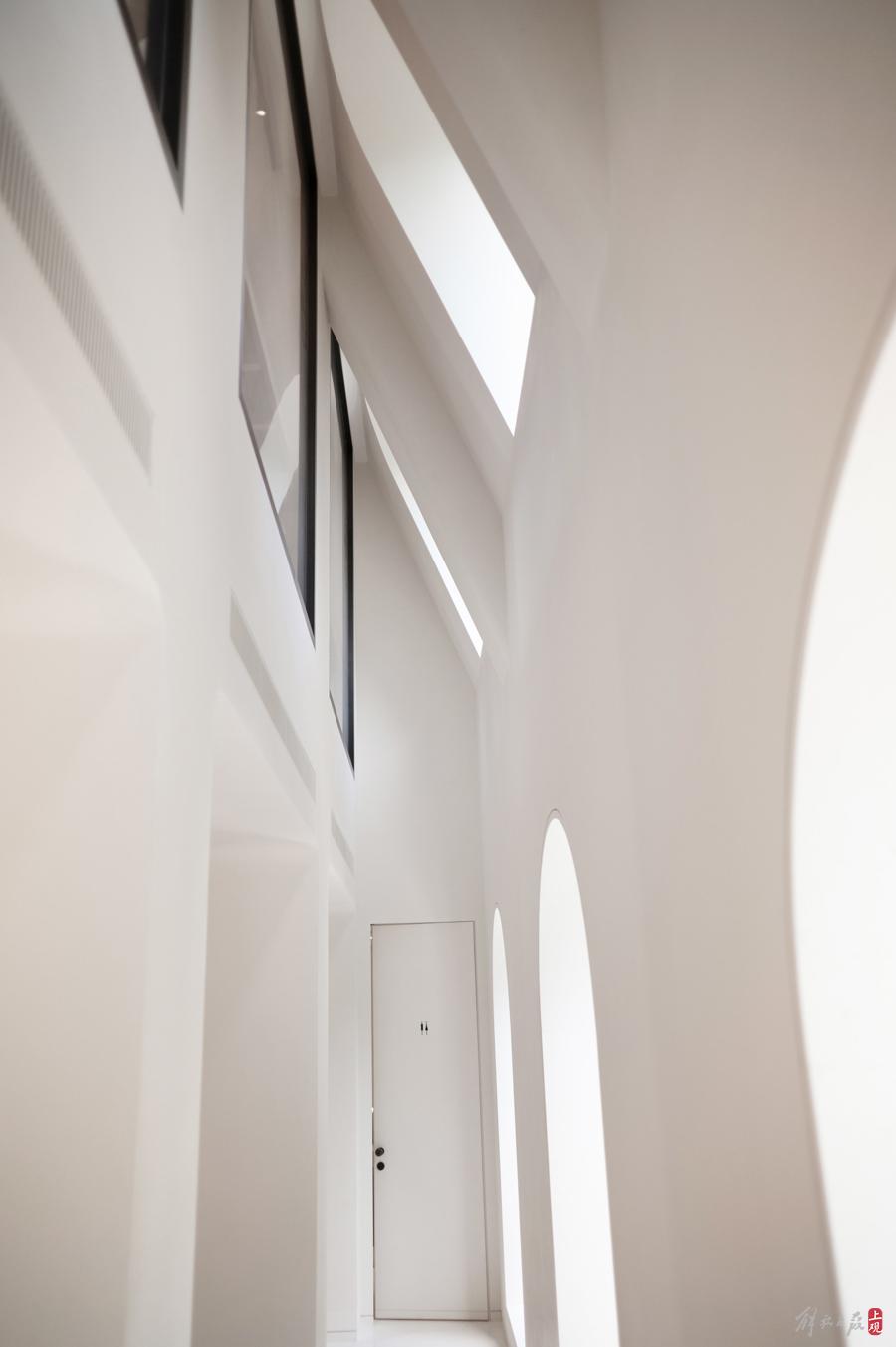 衡山路新添一景,賞花,用餐,咖啡,購物……法式小花園打開方式多