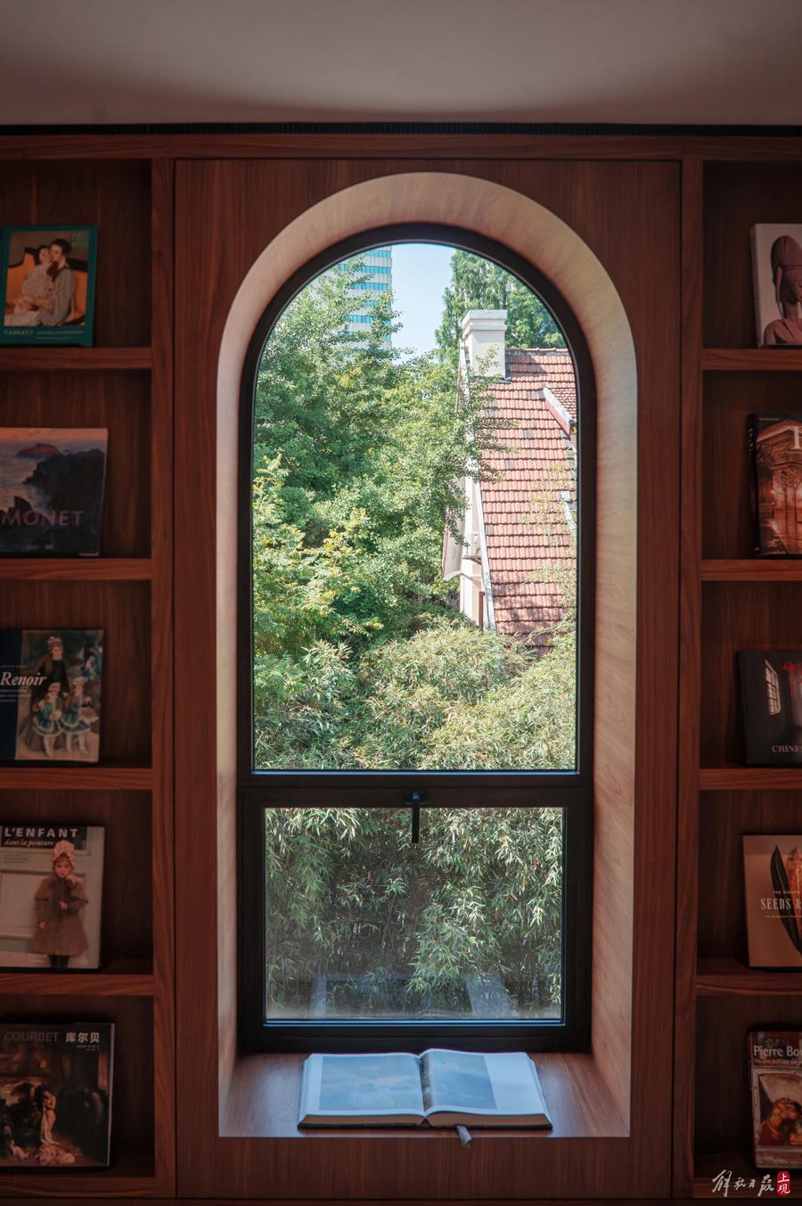 衡山路新添一景,賞花,用餐,咖啡,購物……法式小花園打開方式多