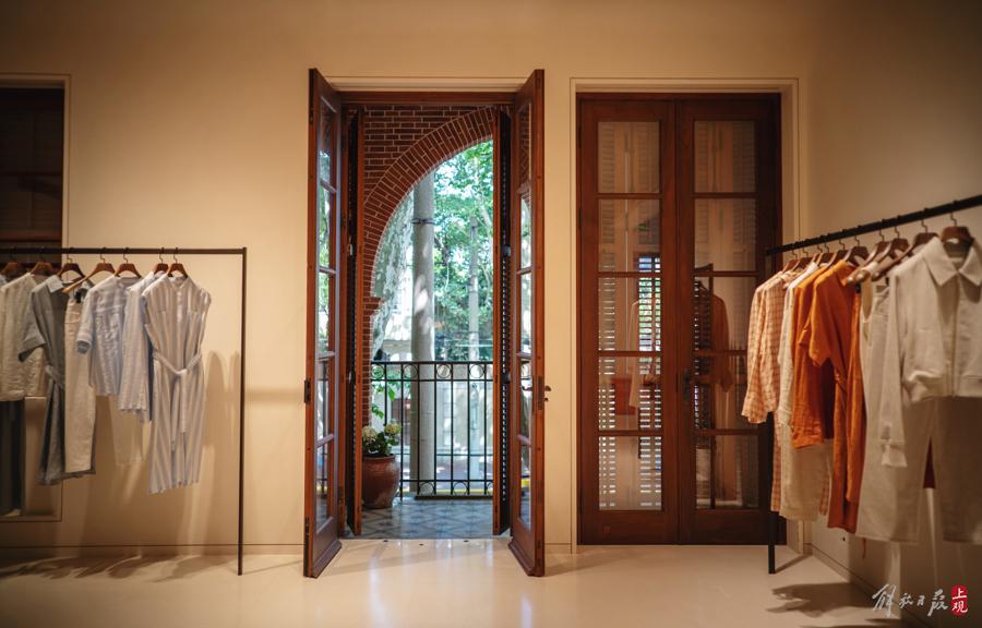 衡山路新添一景,賞花,用餐,咖啡,購物……法式小花園打開方式多