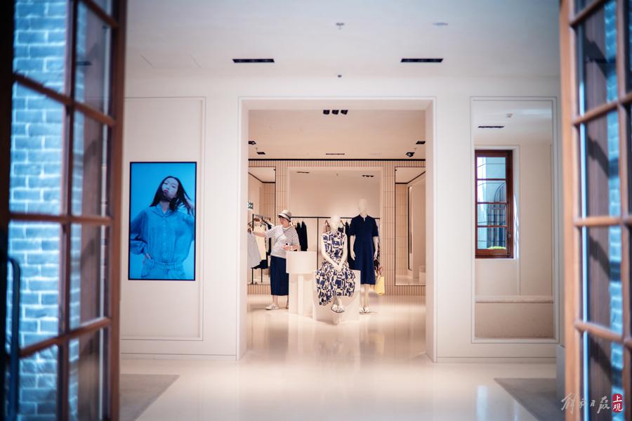 衡山路新添一景,賞花,用餐,咖啡,購物……法式小花園打開方式多