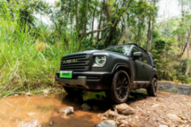 濕滑路面安心隨性,2024款哈弗猛龍解決雨季出行“困難癥”