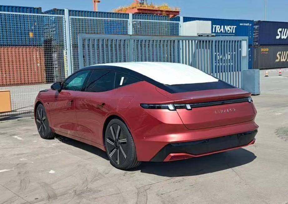 極氪001轎車版?領(lǐng)克ZERO實車內(nèi)飾曝光,賣多少錢合適