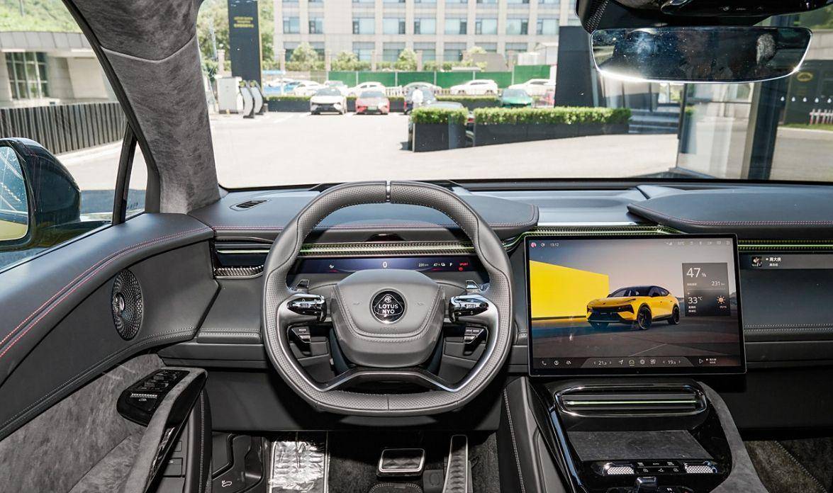 極氪001轎車版?領(lǐng)克ZERO實車內(nèi)飾曝光,賣多少錢合適