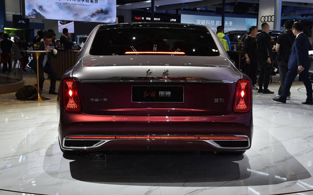 中國(guó)人自己的“賓利”、“勞斯萊斯”!紅旗國(guó)雅實(shí)車(chē)到店,或售110萬(wàn)起