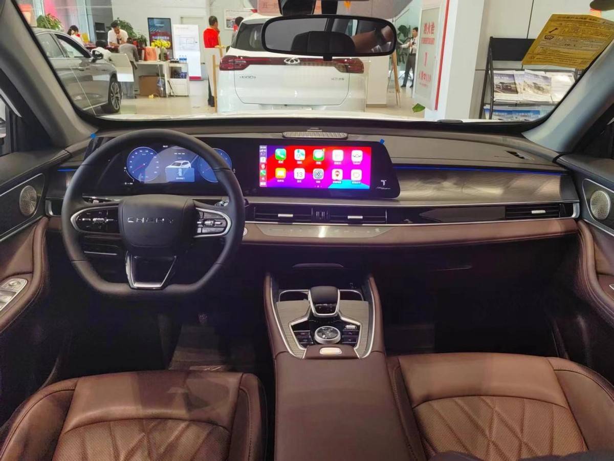 探店實拍瑞虎8PLUS冠軍版 “豪裝”硬實力