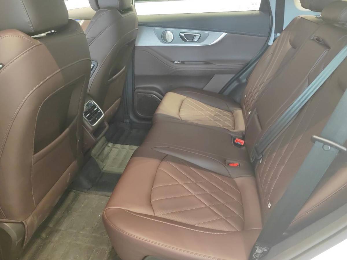 探店實拍瑞虎8PLUS冠軍版 “豪裝”硬實力