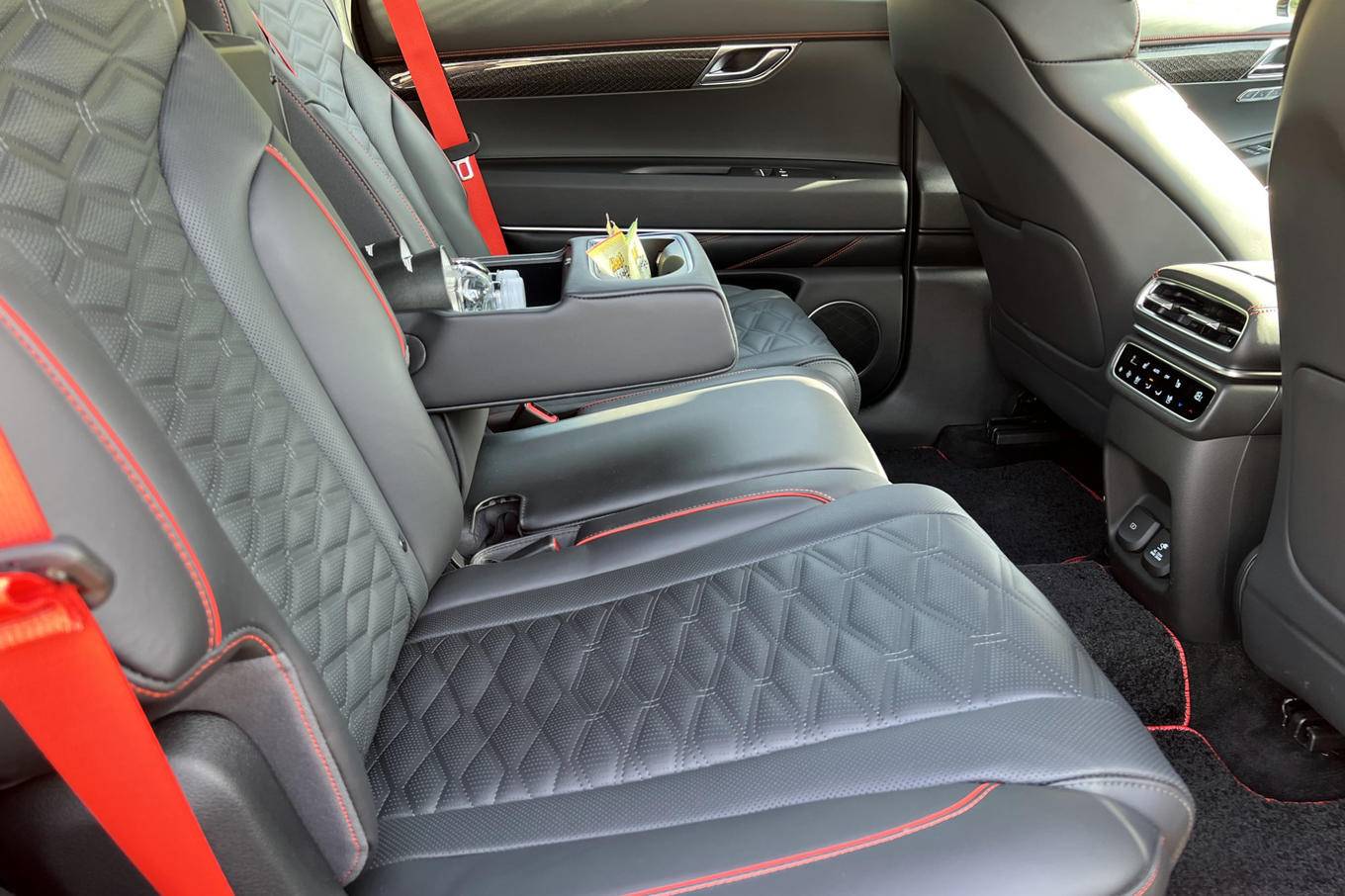 靈魂之擊,捷尼賽思GV80雙峰會