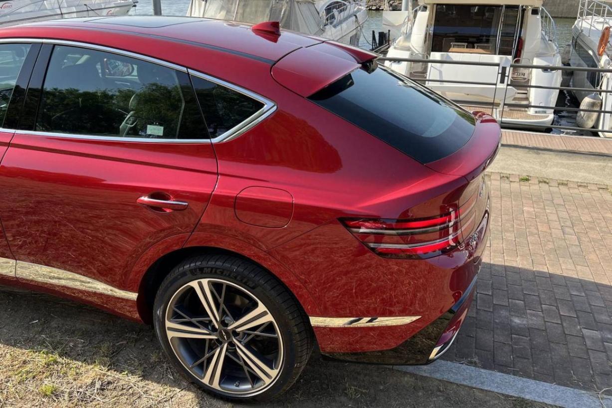 靈魂之擊,捷尼賽思GV80雙峰會