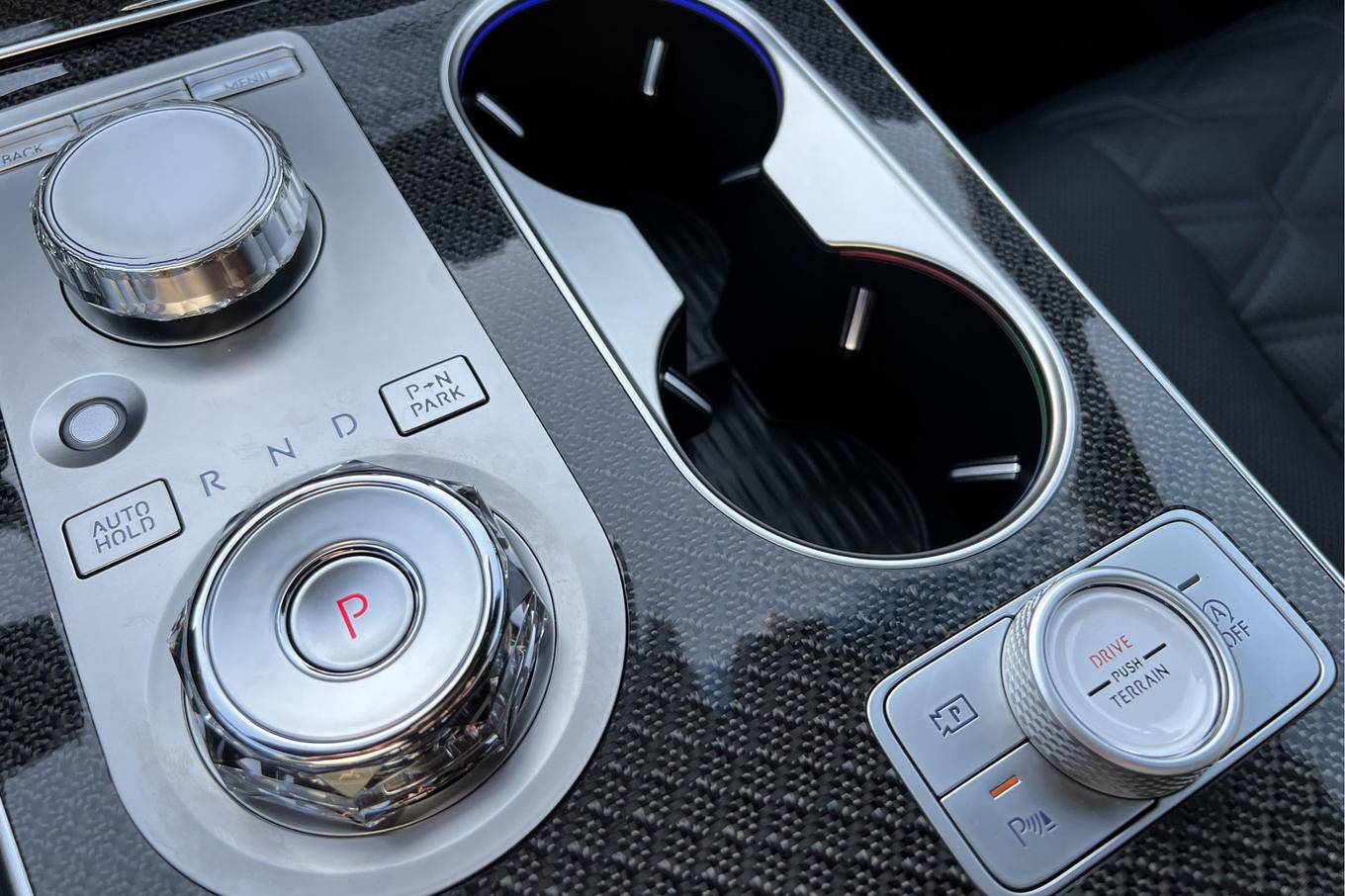 靈魂之擊,捷尼賽思GV80雙峰會