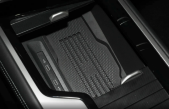 大眾又發力了,下個月將上市全新一代邁騰,買車的可以再等等了