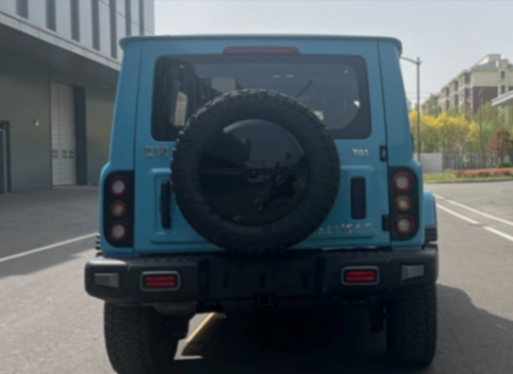 硬核才是道理,全新212將在6月6日發布