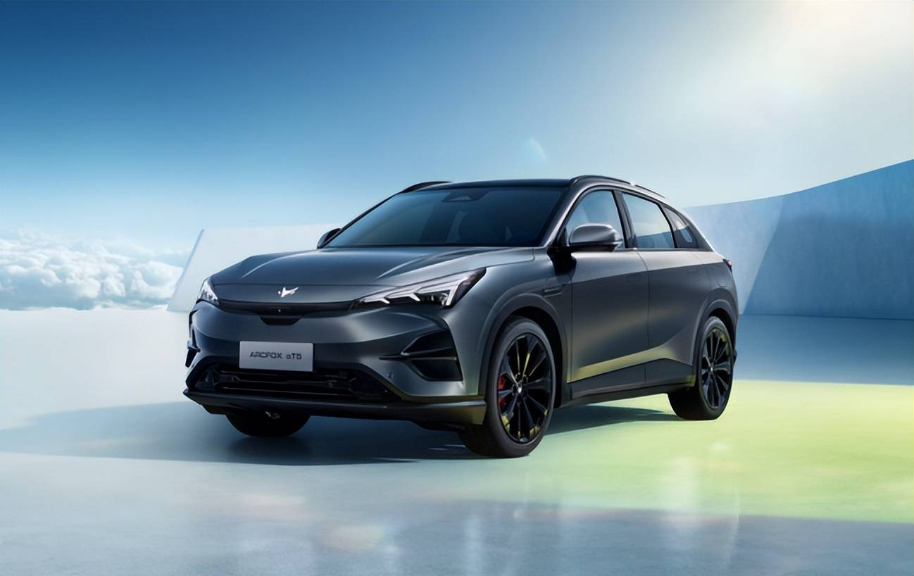 內卷之爭,阿爾法T5能否跑贏零跑C11?